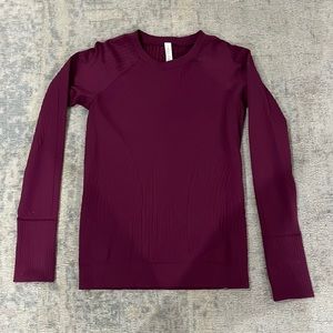 Lululemon long sleeve size 6